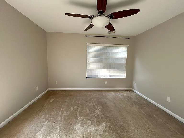 619 Laurens Way — Photo 17