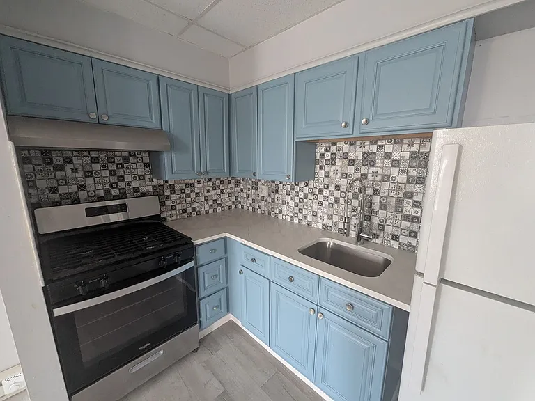 5130-32 Torresdale Ave — Photo 5