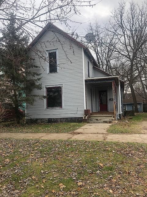 1st image of 106 E Telegraph St