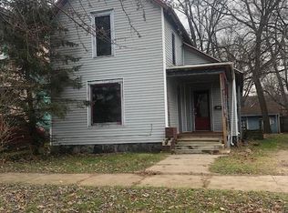 106 E Telegraph St, Dowagiac, MI 49047