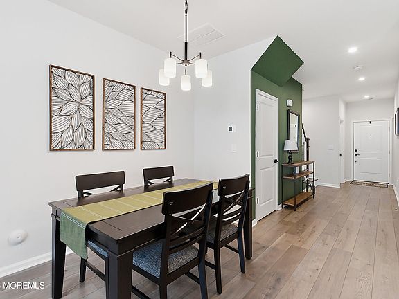 5th image of 5 Laird Way