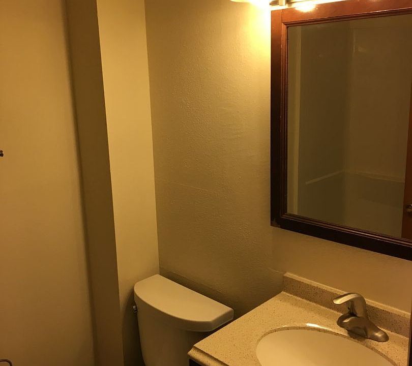 2nd image of 2513 Skeels Ave