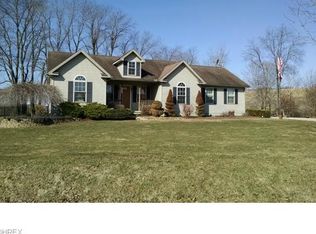 27426 Weaver Rd, East Rochester, OH 44625