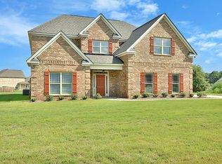 33 Sweetwater Park Dr, Fort Mitchell, AL 36856