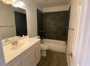 901 S 11th St, Artesia, NM 88210