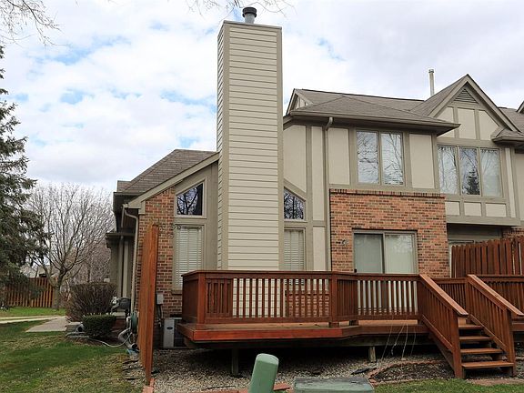 4th image of 42065 Saratoga Cir