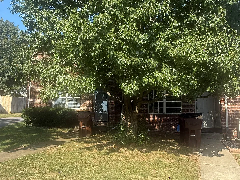 215 Mary Rose Ln