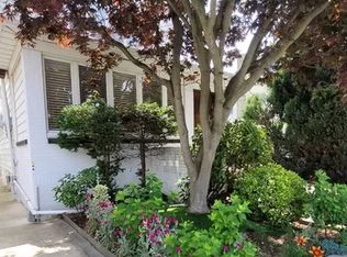 1785 E 28th St, Brooklyn, NY 11229