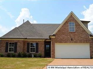 5807 W Bedford Pl, Southaven, MS 38672