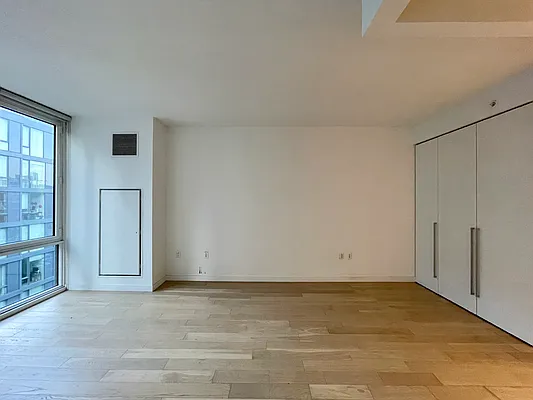 Rented by Keller Williams NYC | media 26