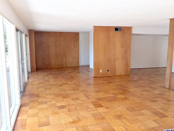 5th image of 316 Mellow Ln