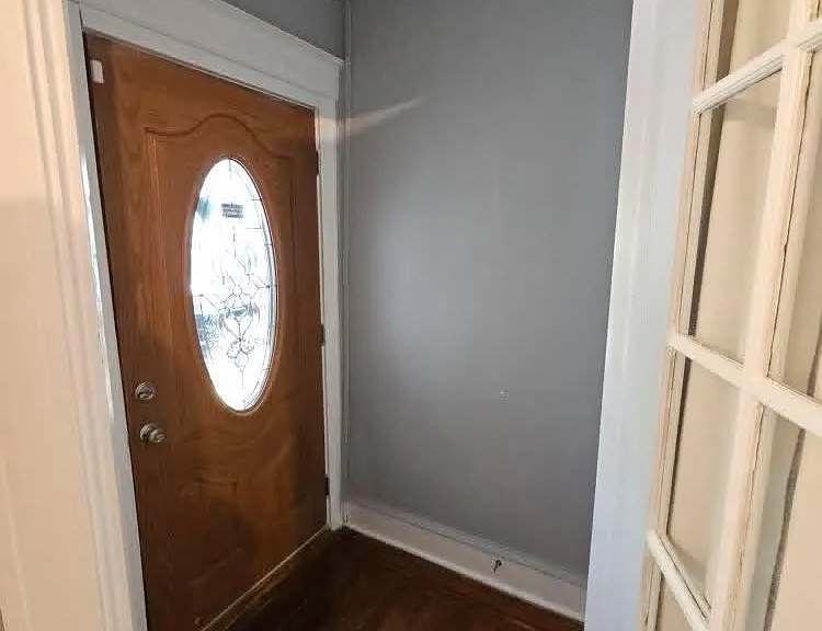 5736 Woodcrest Ave — Photo 4