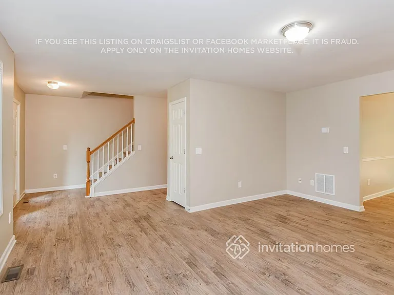 9365 Brooke Cove Ct — Photo 6