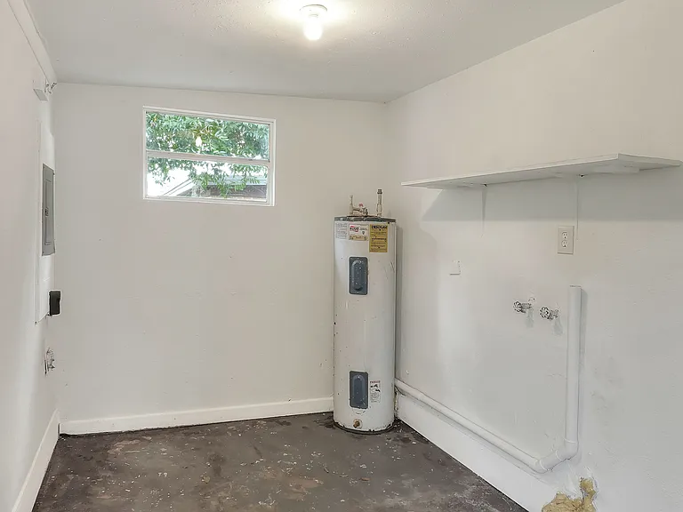 3006 Pinedale Ave — Photo 21