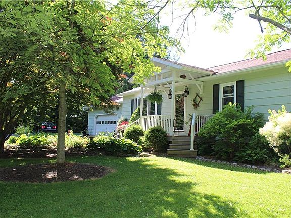 4th image of 1571 Shannon Dr