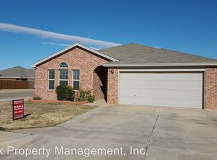 2220 99th St, Lubbock, TX 79423