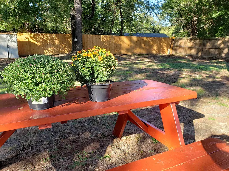 2312 Smuts Dr — Photo 38