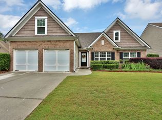 2621 Southhaven Ln, Buford, GA 30519