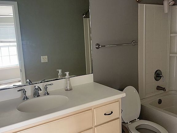 4th image of 8204 Annabellas Ln