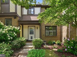 5851 Jacksons Oak Ct, Burke, VA 22015