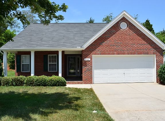 2nd image of 2324 Wexford Way