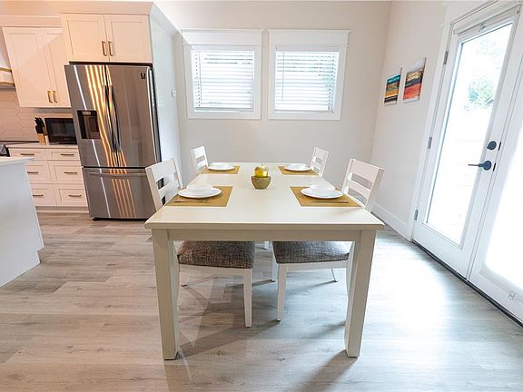 5th image of 507 E Paris St #507