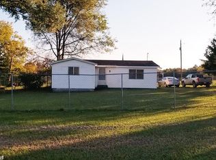 105 S Center Point St, Nashville, AR 71852