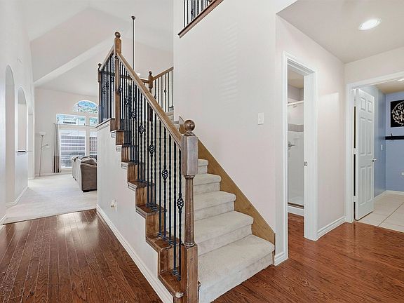 5th image of 3504 Irvin Dr