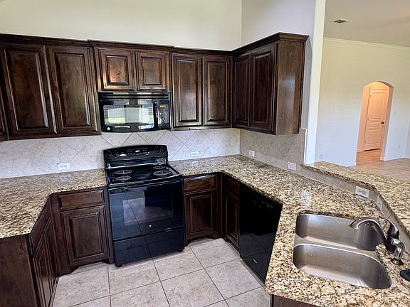 4th image of 1102 Serendipity Cir