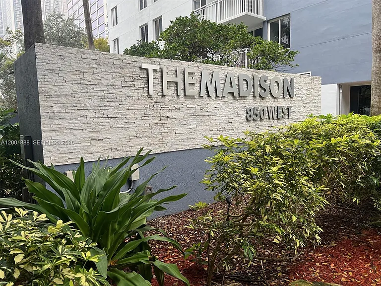 850 N Miami Ave #W-1806 — Photo 10