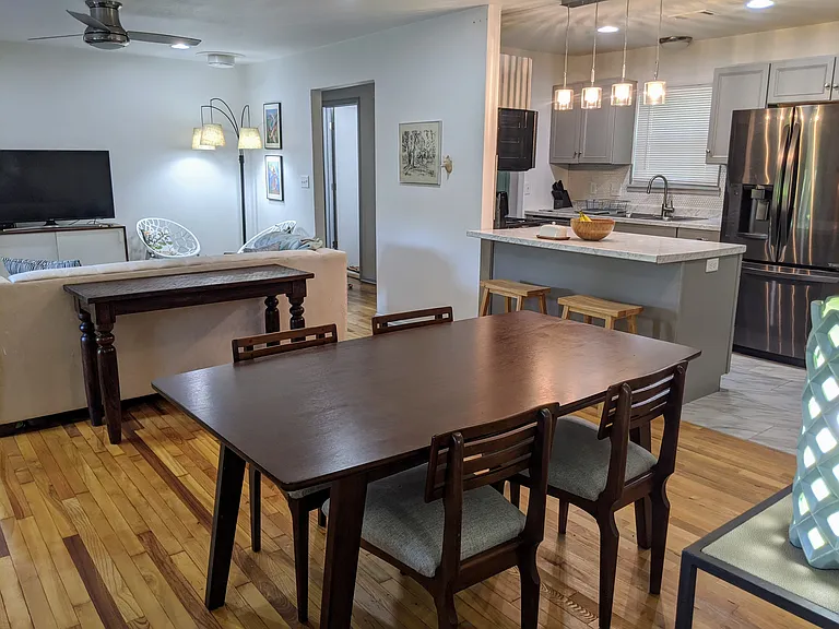 1112 Cheatham Ave — Photo 7