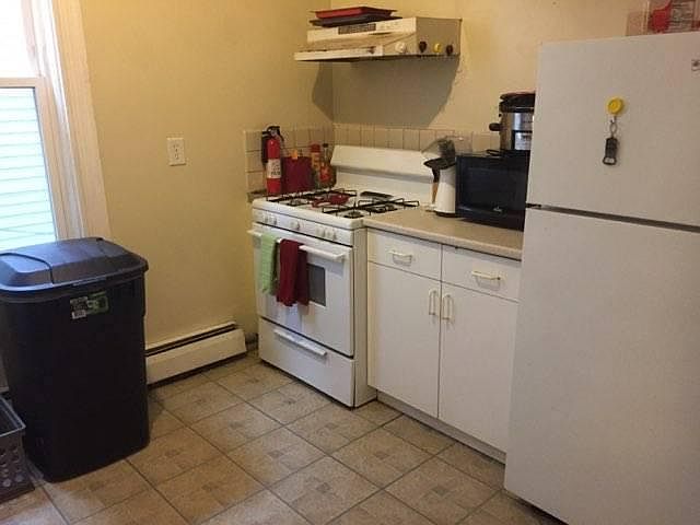 2nd image of 102 Calumet St #2R