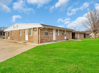 200 W Shelbourne Dr APT 12, Normal, IL 61761