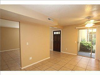 5th image of 1037 E Washington Ave Unit 3