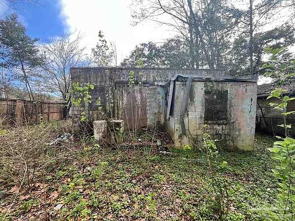 5th image of 3109 N R St