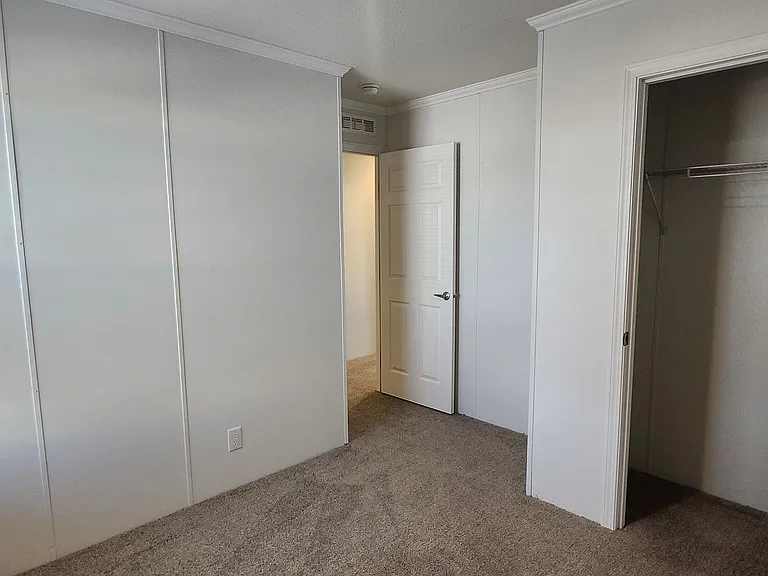 5425 Valley Dr #34 — Photo 10