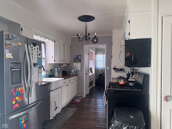 2nd image of 409 E Ulen Dr
