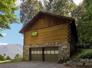 1685 Setzer Cove Rd, Maggie Valley, NC 28751