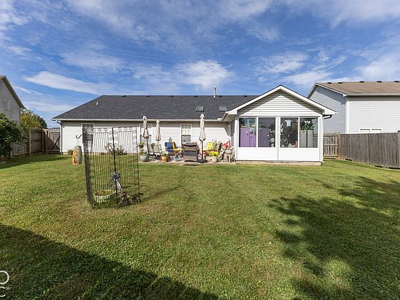 3rd image of 5425 Kidwell Ct