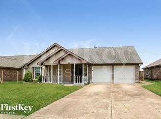 1801 Whitebriar Dr, Deer Park, TX 77536