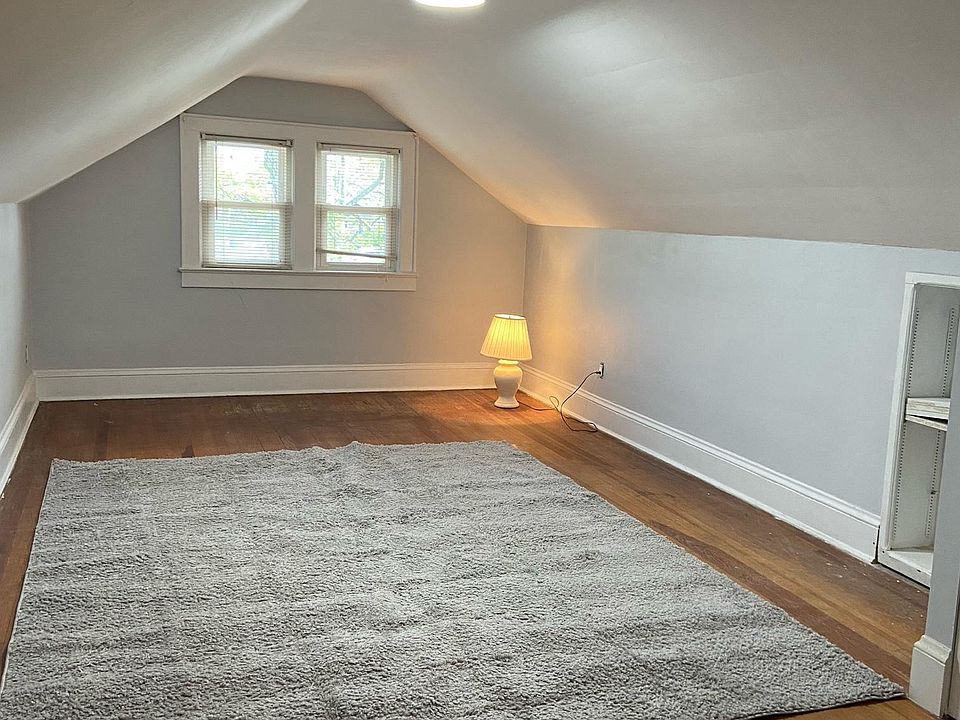 1st image of 1010 Auburn St