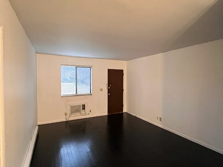 2134 Fairfax Ave #C7 — Photo 5