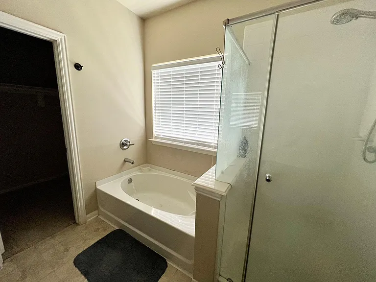 10831 Woodwind Shadows Dr — Photo 17