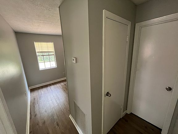 4th image of 509 Coventry Ct #A