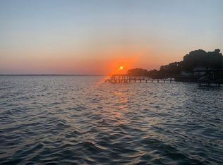 190 Rain Forest Rd, Onalaska, TX 77360