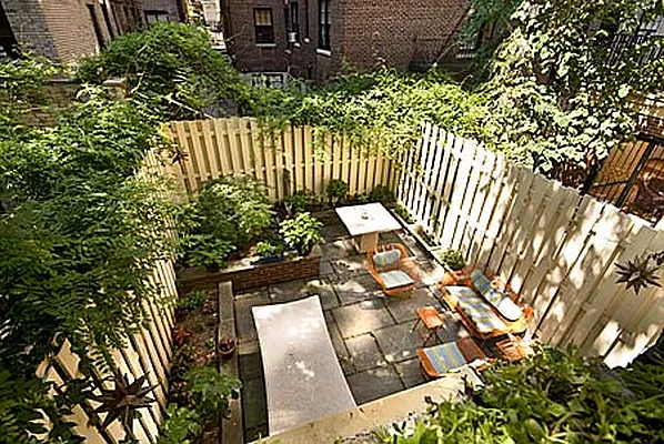 Sold by Leslie J. Garfield | media 3