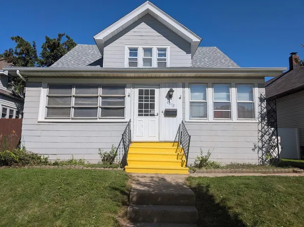 2012 South 68th STREET, West Allis, WI 53219