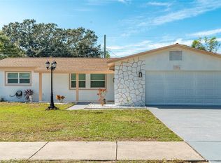 10264 Oakhurst Rd, Largo, FL 33774