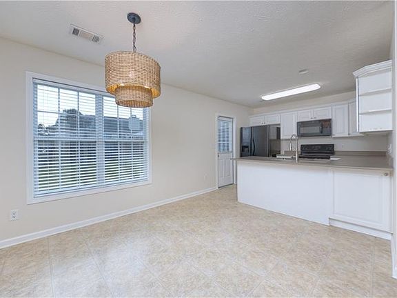 5th image of 3007 Nancy Dr