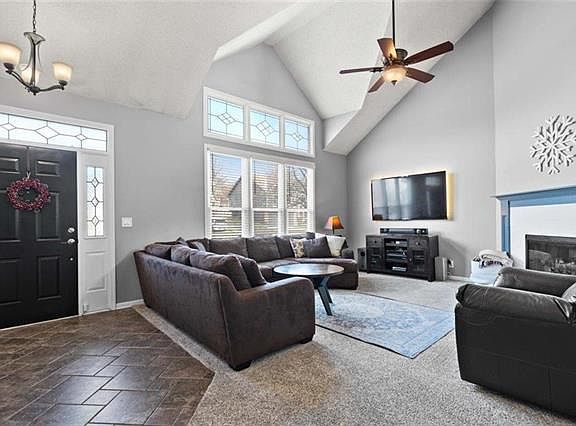 4th image of 22113 W 47th Ter